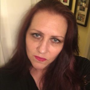 Meet your Posher, Carolyn